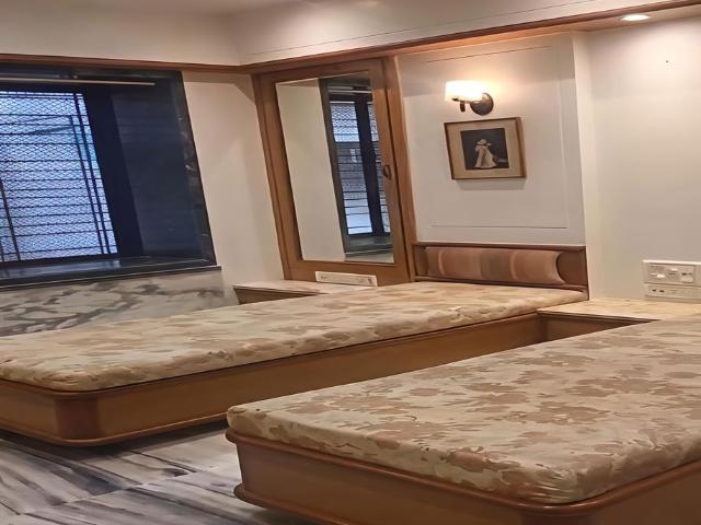 Rental | 2 BHK 850 Sq.Ft. Apartment in Dadar East