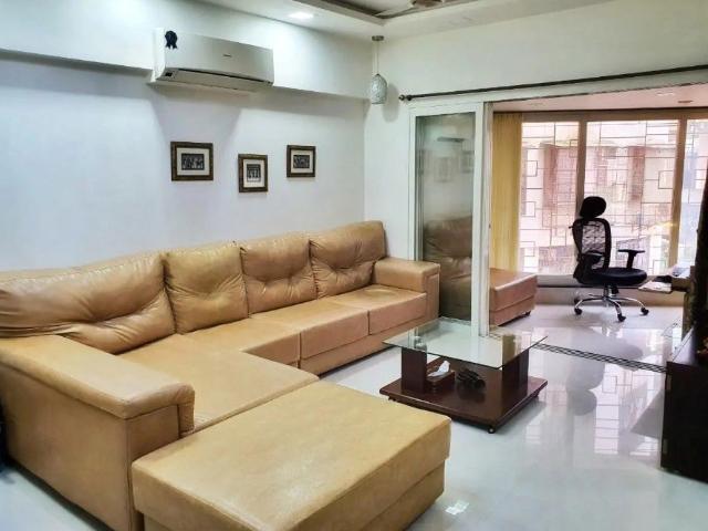 Rental | 2 BHK + 850 Sq.Ft. Apartment in Dheeraj Gaurav Heights