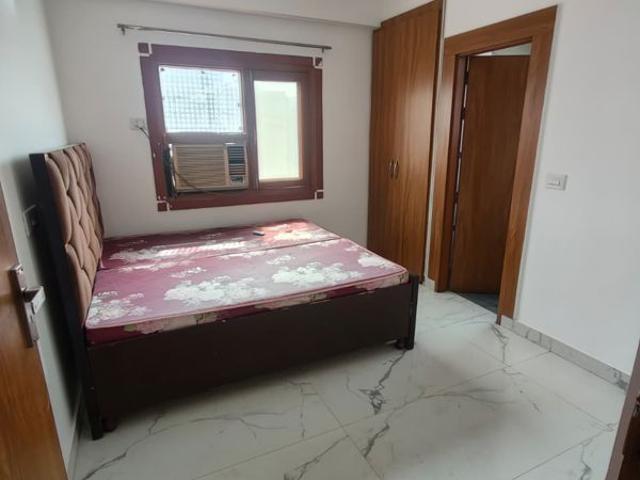 Rental | 2 BHK 850 Sq.Ft. Apartment in Freedom Fighters Enclave