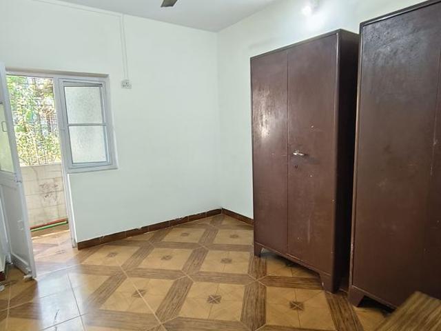 Rental | 2 BHK 850 Sq.Ft. Apartment in Gokuldham Complex