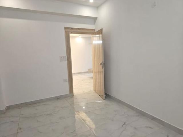 Rental | 2 BHK 850 Sq.Ft. Apartment in IGNOU Road