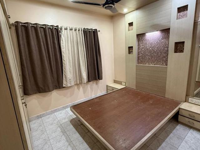 Rental | 2 BHK 850 Sq.Ft. Apartment in Karan Ira