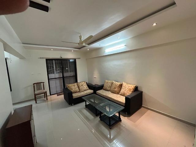Rental | 2 BHK 850 Sq.Ft. Apartment in Malpani Vivanta