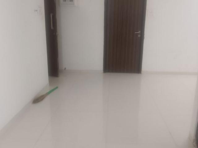 Rental | 2 BHK 850 Sq.Ft. Apartment in Mutha Sai Nirvana
