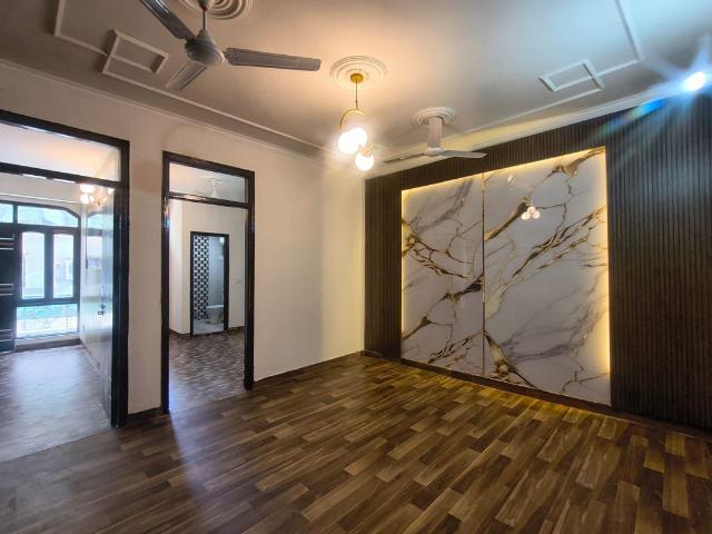 Rental | 2 BHK 850 Sq.Ft. Apartment in Neb Sarai