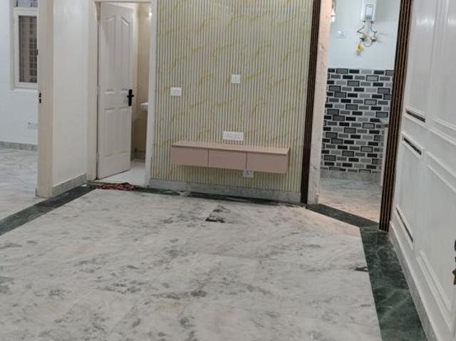Rental | 2 BHK + 850 Sq.Ft. Apartment in Panchsheel Vihar