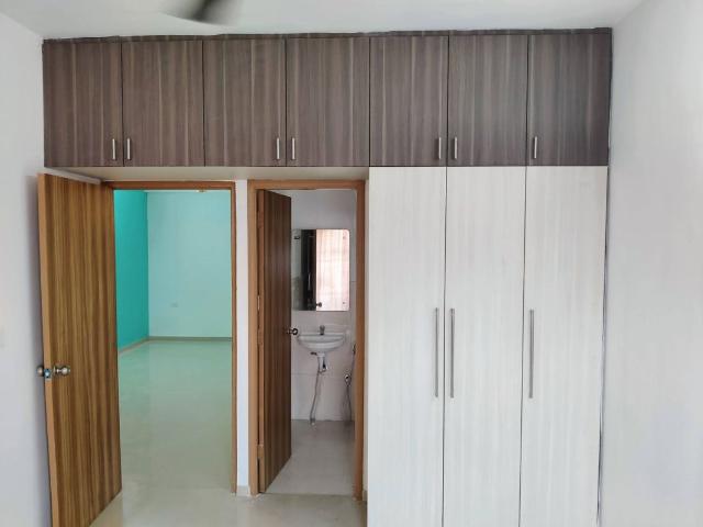 Rental | 2 BHK 850 Sq.Ft. Apartment in Pyramid Heights