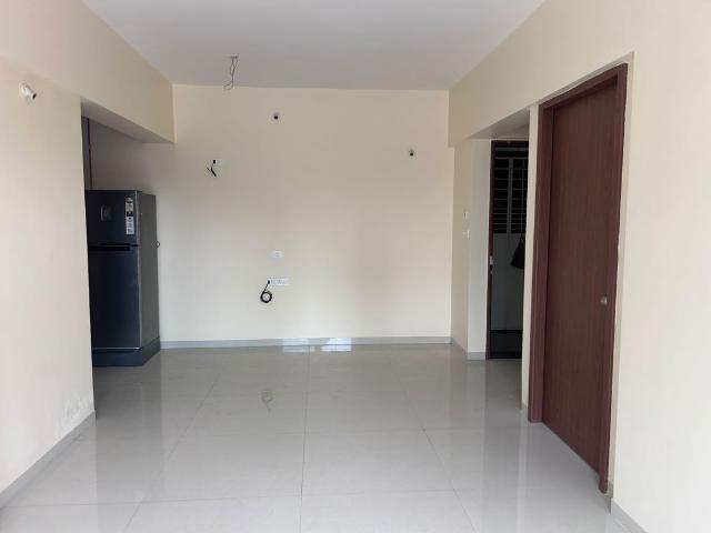 Rental | 2 BHK 850 Sq.Ft. Apartment in Shree Krishna Kunj Apartment