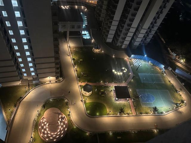 Rental | 2 BHK 865 Sq.Ft. Apartment in Pareena Micasa