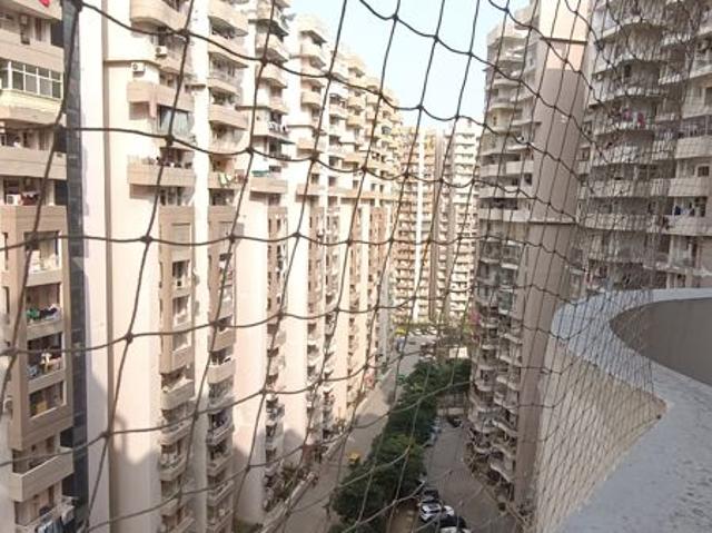 Rental | 2 BHK 860 Sq.Ft. Apartment in Ajnara Grand Heritage