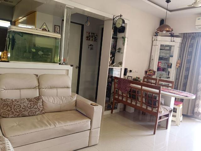 Rental | 2 BHK 870 Sq.Ft. Apartment in Chandak Sparkling Wings
