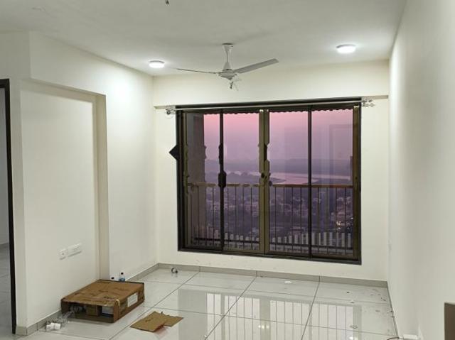 Rental | 2 BHK 870 Sq.Ft. Apartment in Chandak 34 Park Estate