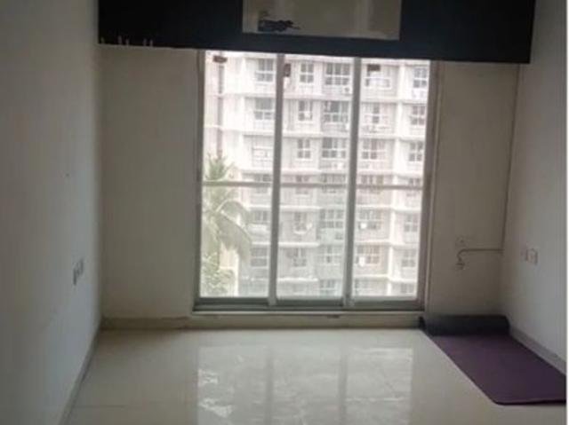 Rental | 2 BHK 884 Sq.Ft. Apartment in Kukreja Estate