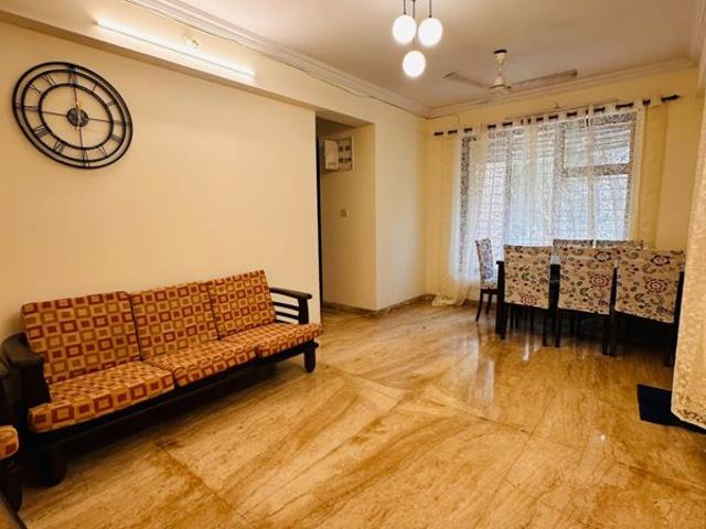 Rental | 2 BHK 884 Sq.Ft. Apartment in Sindhi Society
