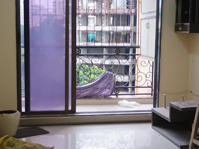 Rental | 2 BHK 885 Sq.Ft. Apartment in Lake Florence