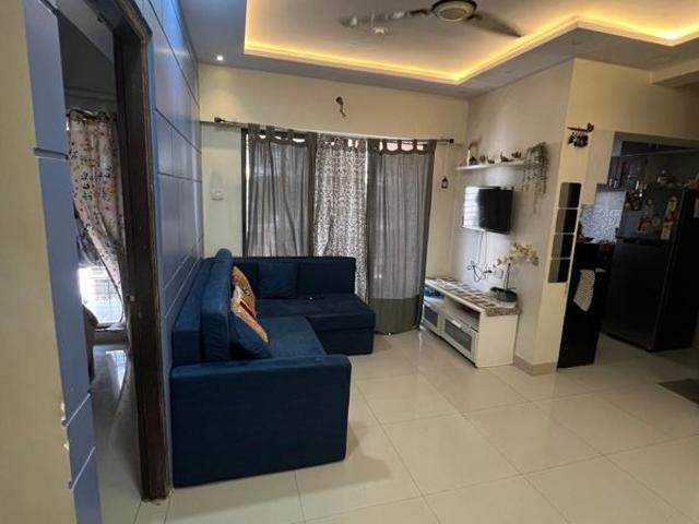 Rental | 2 BHK + 880 Sq.Ft. Apartment in Sethia Green View