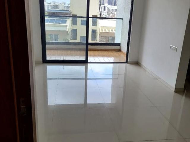 Rental | 2 BHK + 890 Sq.Ft. Apartment in Majestique Signature Towers