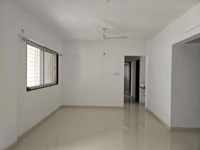 Rental | 2 BHK 905 Sq.Ft. Apartment in Voski Emerald