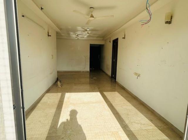 Rental | 2 BHK 900 Sq.Ft. Apartment in Adani Group Western Heights