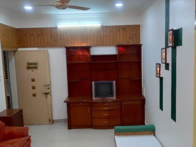 Rental | 2 BHK + 900 Sq.Ft. Apartment in Anand Nagar Park CHS