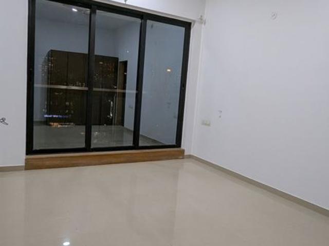 Rental | 2 BHK 900 Sq.Ft. Apartment in Asmita Sand Dunes