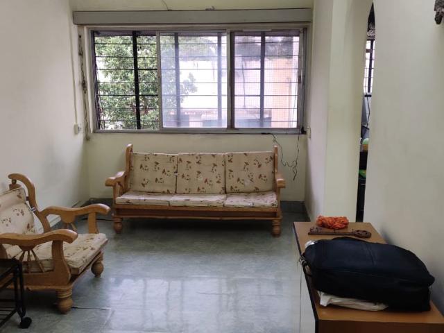 Rental | 2 BHK 900 Sq.Ft. Apartment in Bhusari Colony