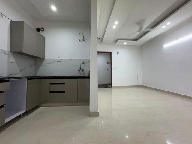 Rental | 2 BHK + 900 Sq.Ft. Apartment in Chattarpur