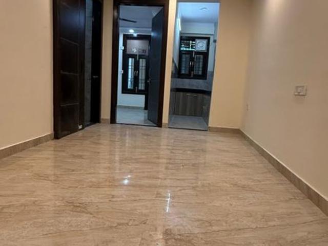 Rental | 2 BHK + 900 Sq.Ft. Apartment in Chattarpur