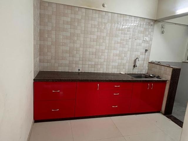 Rental | 2 BHK 900 Sq.Ft. Apartment in Creative Venkatesh Pride