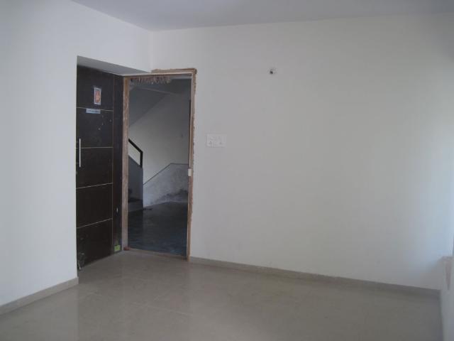 Rental | 2 BHK 900 Sq.Ft. Apartment in Dhayari