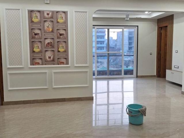 Rental | 2 BHK 900 Sq.Ft. Apartment in Freedom Fighters Enclave