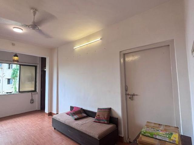 Rental | 2 BHK 900 Sq.Ft. Apartment in GHP Whispering Woods
