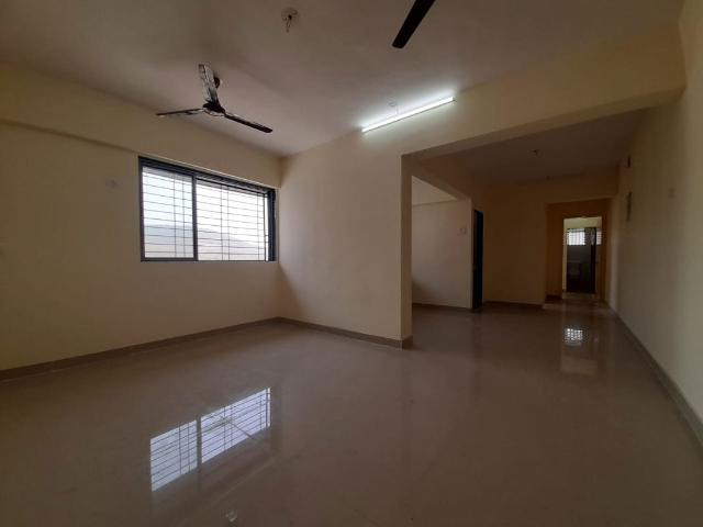 Rental | 2 BHK 900 Sq.Ft. Apartment in Gokuldham Colony