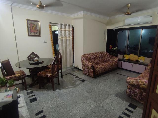 Rental | 2 BHK 900 Sq.Ft. Apartment in HDIL Dheeraj Residency