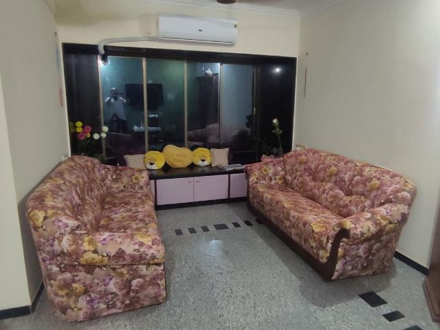 Rental | 2 BHK 900 Sq.Ft. Apartment in HDIL Dheeraj Residency