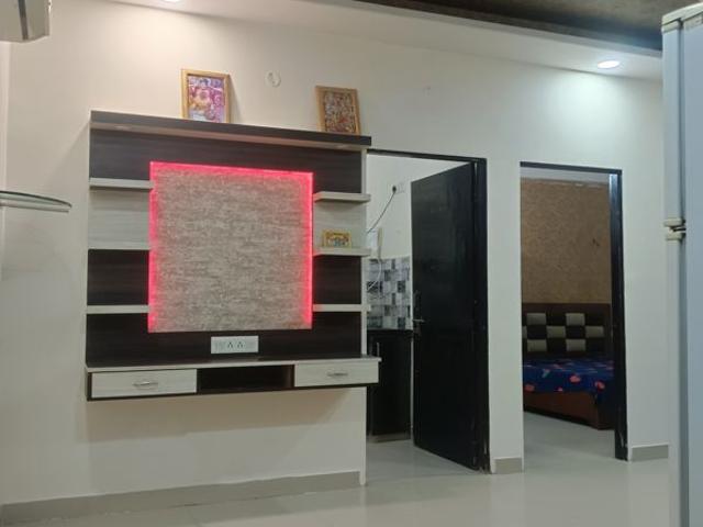 Rental | 2 BHK 900 Sq.Ft. Apartment in Karolan Ka Barh