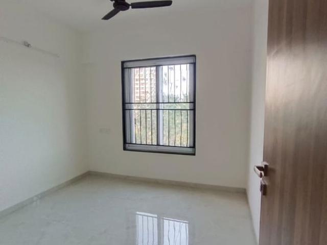 Rental | 2 BHK 900 Sq.Ft. Apartment in Kohinoor Shangrila