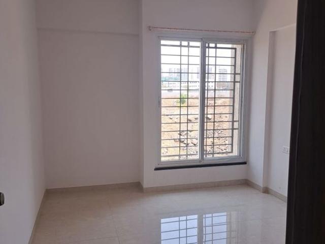 Rental | 2 BHK 900 Sq.Ft. Apartment in Majestique Towers