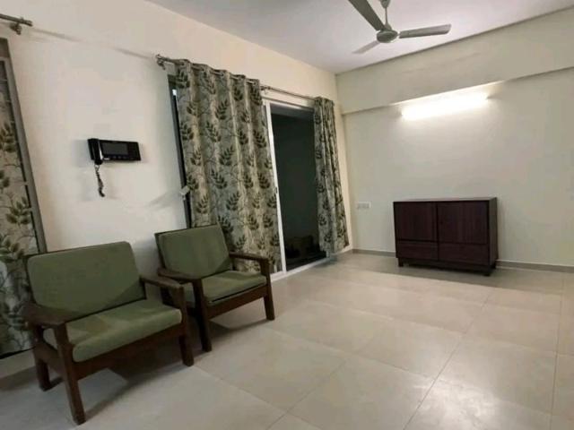 Rental | 2 BHK 900 Sq.Ft. Apartment in Nandan Spectra