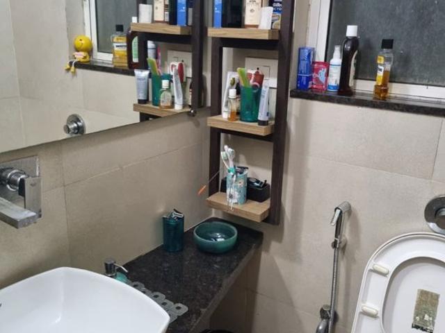 Rental | 2 BHK 900 Sq.Ft. Apartment in Omkar BKC Crossing Phase 2