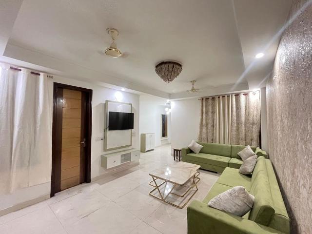 Rental | 2 BHK 900 Sq.Ft. Apartment in Panchsheel Vihar