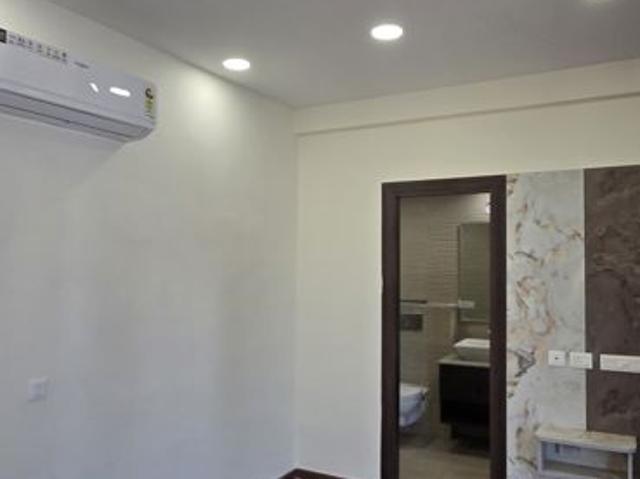 Rental | 2 BHK 900 Sq.Ft. Apartment in Paras Dews