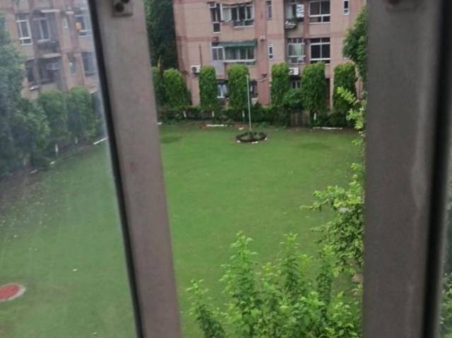 Rental | 2 BHK 900 Sq.Ft. Apartment in Patparganj
