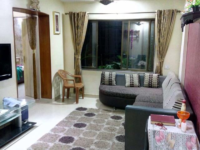 Rental | 2 BHK 900 Sq.Ft. Apartment in Premier Kailash Tower