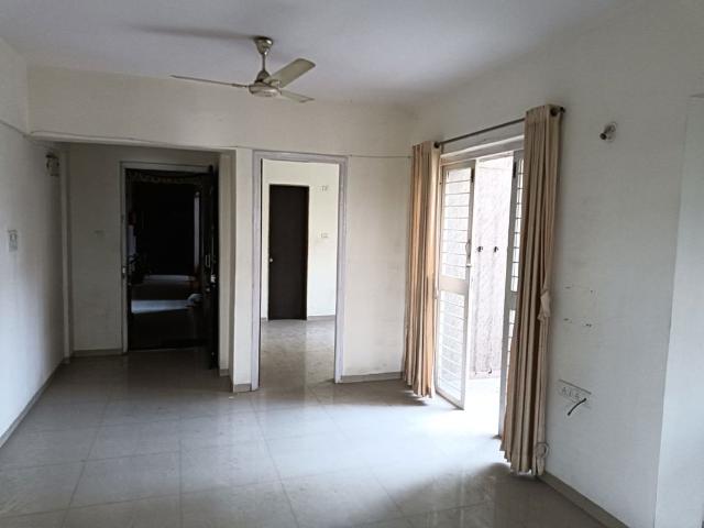 Rental | 2 BHK 900 Sq.Ft. Apartment in Rohan Leher