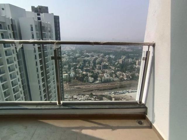 Rental | 2 BHK 900 Sq.Ft. Apartment in Runwal The Central Park