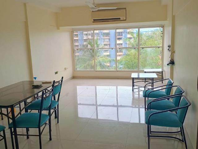 Rental | 2 BHK 900 Sq.Ft. Apartment in Saibaba Tower