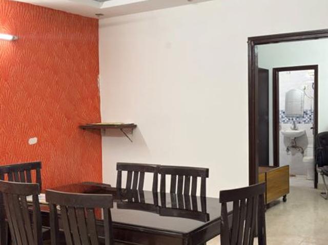 Rental | 2 BHK 900 Sq.Ft. Apartment in Saket
