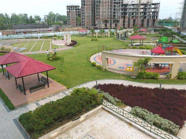 Rental | 2 BHK 900 Sq.Ft. Apartment in SBP Housing Park