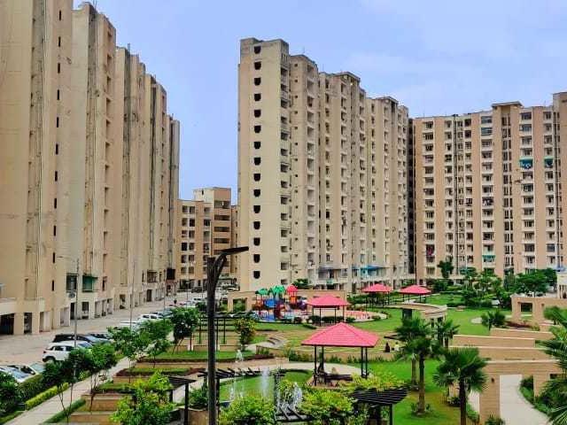 Rental | 2 BHK 900 Sq.Ft. Apartment in SBP Housing Park